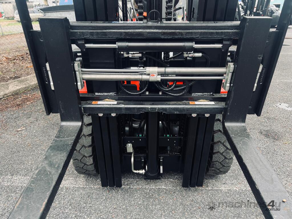 New Duel Fuel Forklift